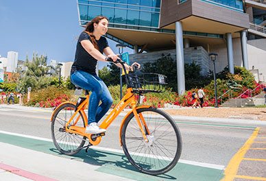 Our single supplier, dockless bikeshare partnership with SPIN offers reliable and affordable campus mobility for students, faculty, staff, and guests while reducing the amount of bikes share operations on campus.
